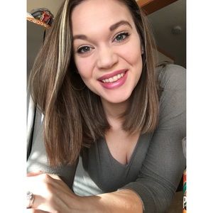 Meet your Posher, Tiffany